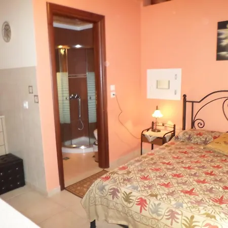 Nitsa Guest house